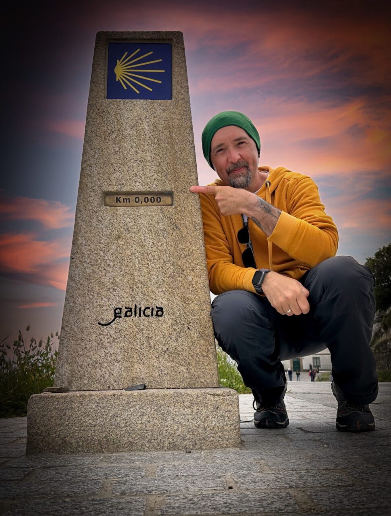 Christian am Kilometerstein null auf dem Camino
